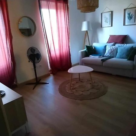 Les Coteaux De Mahe Apartment ตูร์นง-โซร์-โฮน ภายนอก รูปภาพ
